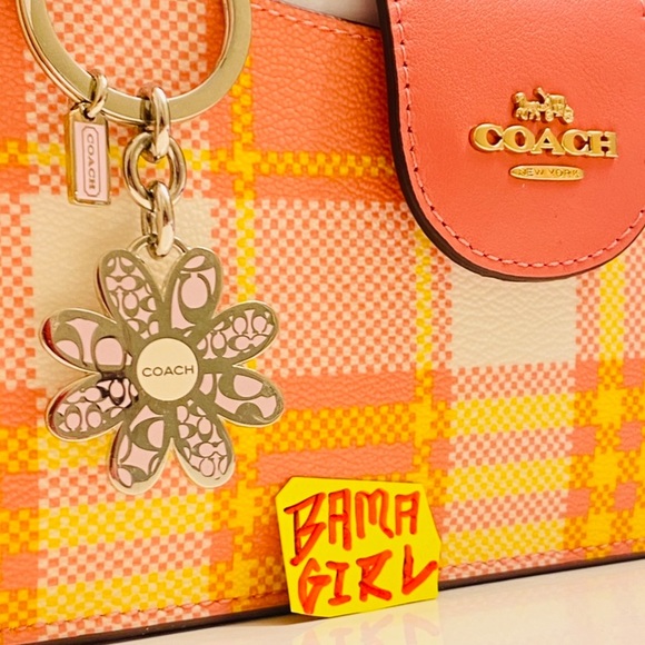Coach Flower 🌺 Keychain/ Bag Charm FOR KEYCHAIN ONLY - Picture 3 of 10